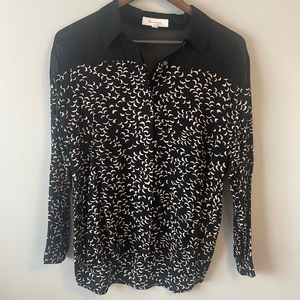 Super soft button up blouse with Halfmoon patterns by two by Vince Camuto